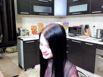 couple
        mistress_angie_ cam image #273947