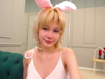 girl
        molly_flo cam image #5820466