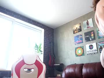 girl
        awondrr cam image #6329597