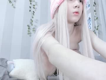 girl
        lulissa cam image #5624985