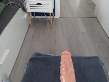 girl
        adarabunny cam image #2300529