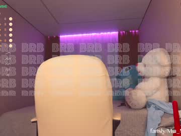 girl
        mia_milagros cam image #3903331