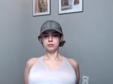 girl
        roselin_a cam image #591938