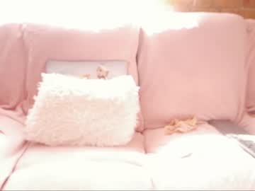girl
        clementine__ cam image #3765062