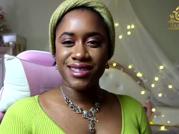 girl
        jasminekay cam image #472617