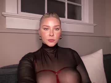 girl
        novavangogh cam image #5013962