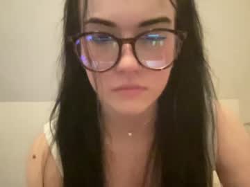 girl
        juliamae444 cam image #1313968