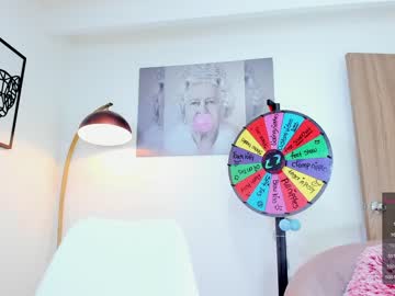 girl
        missniley cam image #1993113