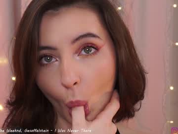 girl
        mariabecky cam image #494238