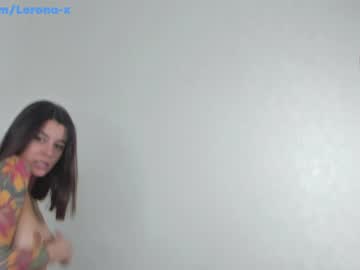 couple
        skinnnkiss cam image #964543