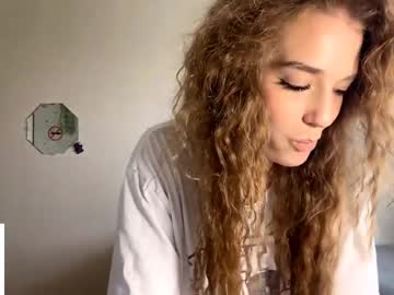 girl Lovely Nude Webcam Girls And Couples with gwendolynharkey