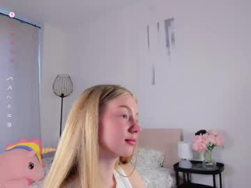 girl
        katysha_ cam image #6841123