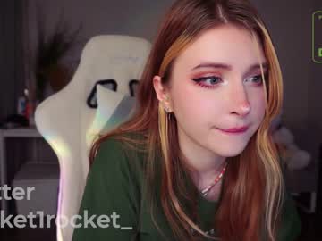 girl
        pocketrocket_ cam image #3036667