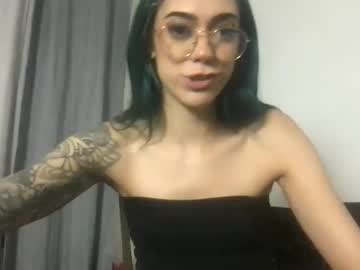 girl Lovely Nude Webcam Girls And Couples with mercedes_111