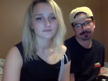 couple
        kittyndaddy757458 cam image #4661349