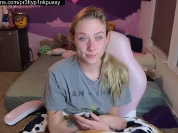 girl
        pr3ttyp1nkpussy cam image #5063935