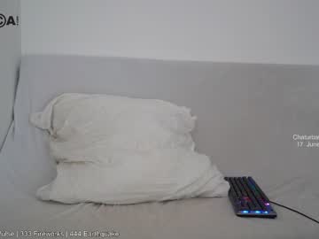 girl
        onlinegirl_ cam image #1767284