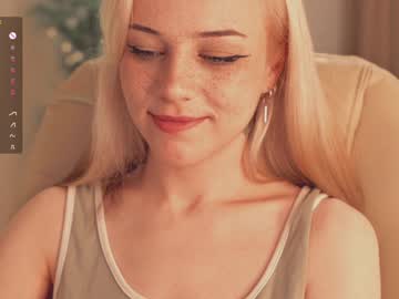 girl
        mia_milagros cam image #6799563