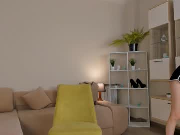 couple
        lessentace cam image #2084959