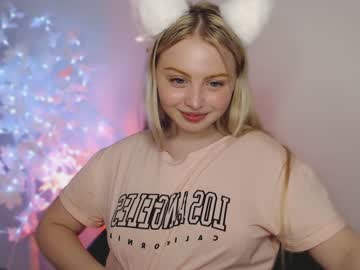 girl
        shy_blondiee cam image #874831