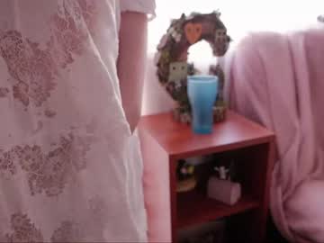girl
        clementine__ cam image #3498692