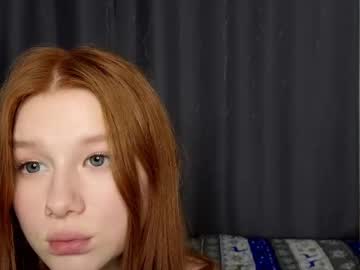 girl
        foxxx_tail cam image #6504208