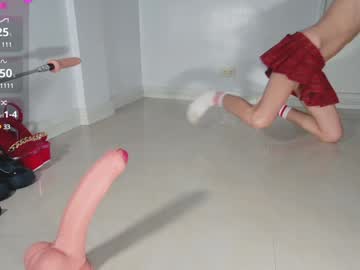 girl
        fallen_virtue cam image #5639402