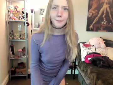 girl
        eve003300 cam image #3452252