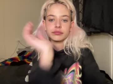 couple
        finnbambi444 cam image #238404