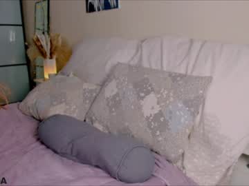 girl
        roxxana227 cam image #3443756