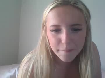 girl
        dumb_blonde69 cam image #1957987