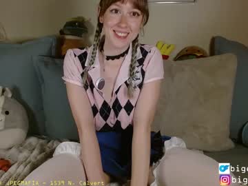 couple
        bigeyesxo cam image #3353969