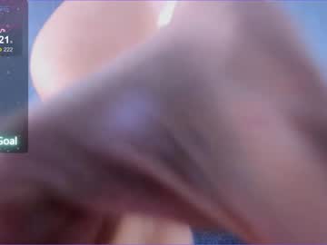 girl
        juliabeng1 cam image #4017953