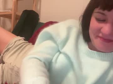 girl
        olive__nextdoor cam image #1718116
