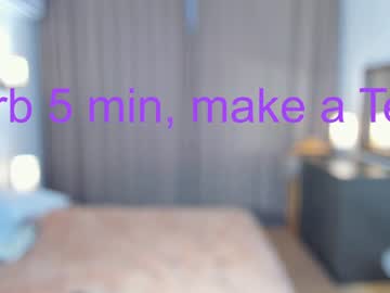 girl
        may_wow cam image #3076142