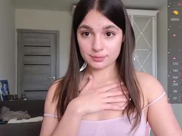 girl
        jessiexxi cam image #4935903