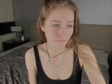 couple
        amont69 cam image #2683097