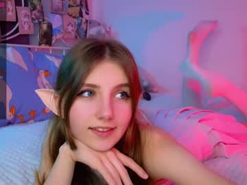 girl
        cute_fox_girl cam image #4030790