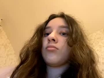 girl
        edlinhazleton cam image #6649694