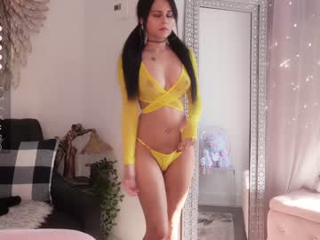 girl
        mysticxkitty cam image #3933409