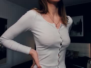 girl
        oh_sunny_ cam image #3758036