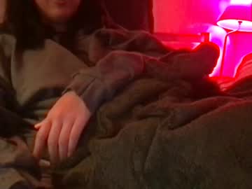 girl
        wintergirlie cam image #3291695