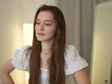 girl
        charming_luna cam image #3104602