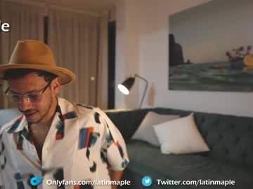 couple
        latinmaple cam image #2483853