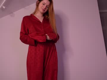 girl
        toxl cam image #2812008