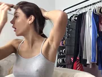 girl
        marie_eia cam image #4932916