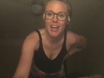 girl
        eveandtheforbiddenfruit cam image #4015973