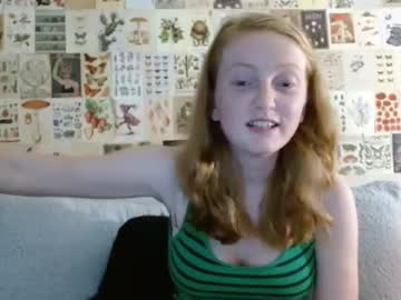 girl
        roseburn cam image #1744601