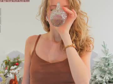girl
        alexandra_demore cam image #6060892