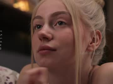 girl
        kateharrise cam image #5605482